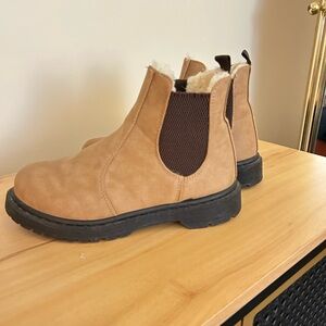Cognac faux fur lined chelsea boots.